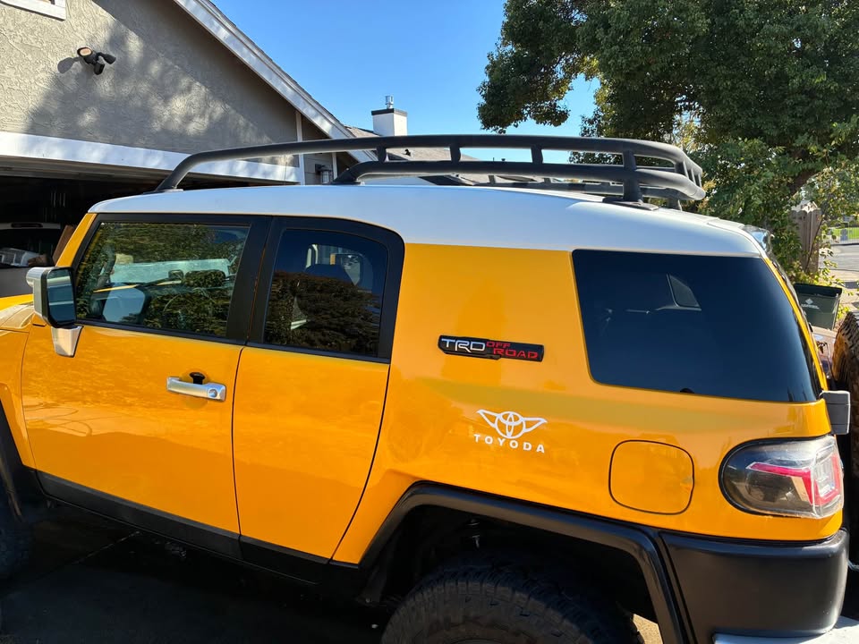 2008 Toyota FJ Cruiser · Sport Utility 2D in Sacramento, CA (photo 9) — photo 9