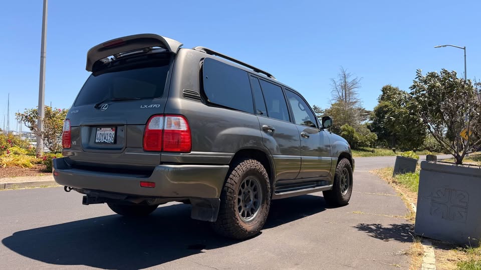 1999 Lexus LX · LX 470 Sport Utility 4D in Berkeley, CA (photo 9) — photo 9