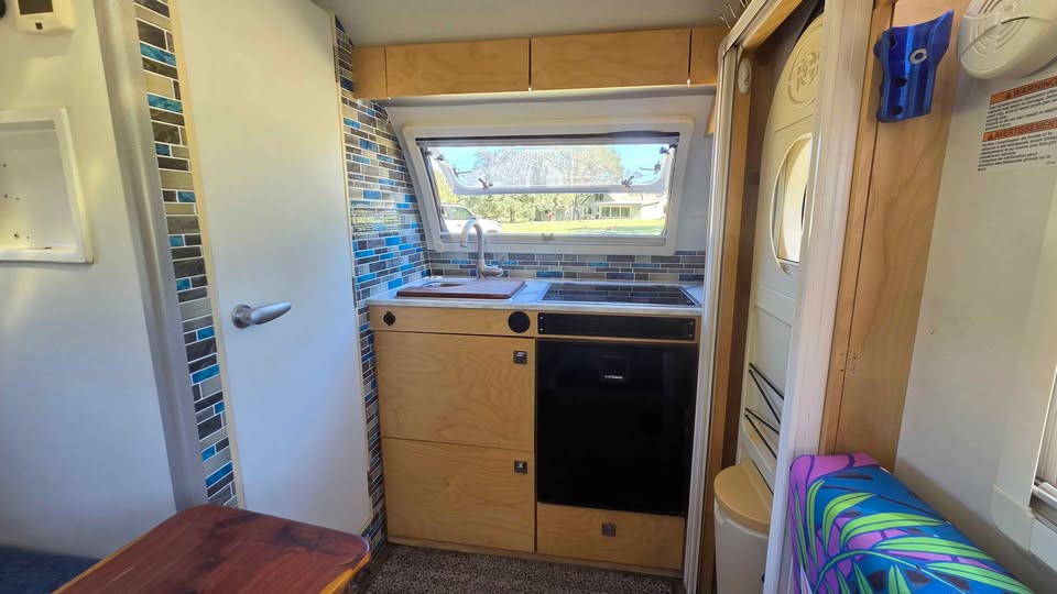 2021 Nucamp Tab 320 S Boondock in Burton, TX (photo 9) — photo 9
