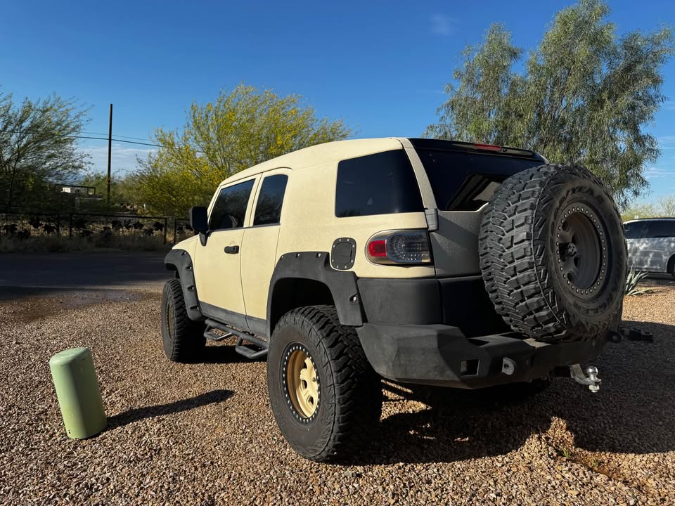 2012 Toyota FJ Cruiser · Sport Utility 2D in Vail, AZ (photo 5) — photo 5