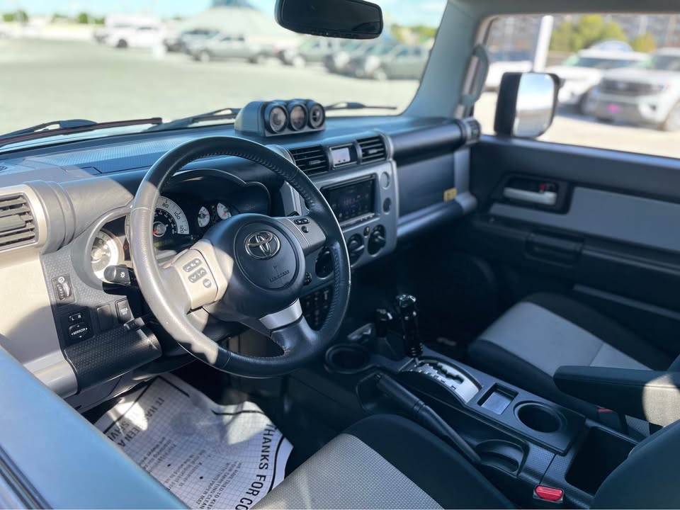 2013 Toyota FJ Cruiser · Trail Teams in Denver, CO (photo 6) — photo 6