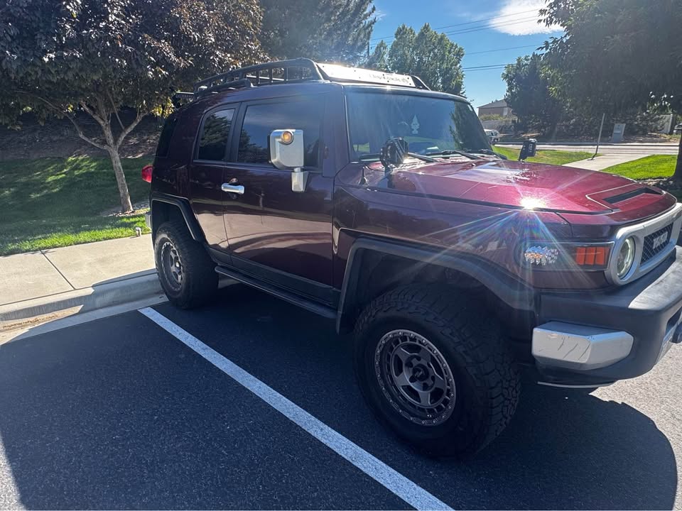 2007 Toyota FJ Cruiser · Sport Utility 2D in Star, ID (photo 2)