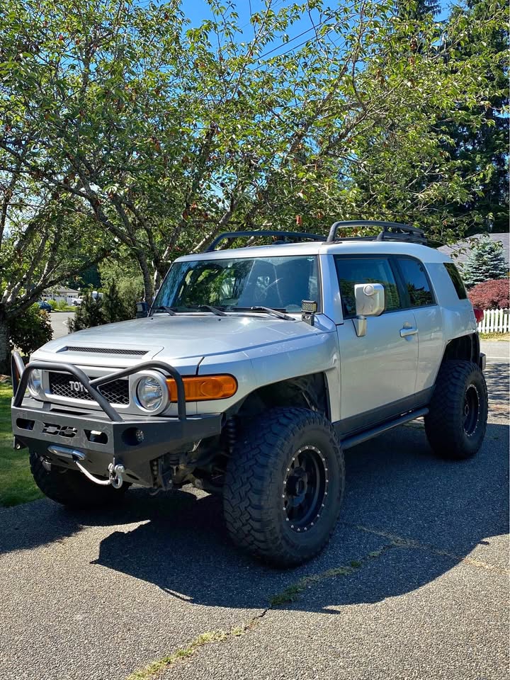 2007 Toyota FJ Cruiser in Monroe, WA (photo 1)
