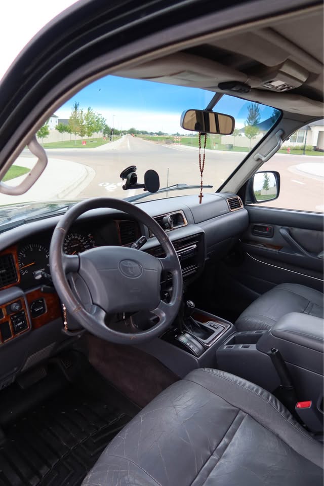 1995 Toyota Landcruiser in Meridian, ID (photo 3)