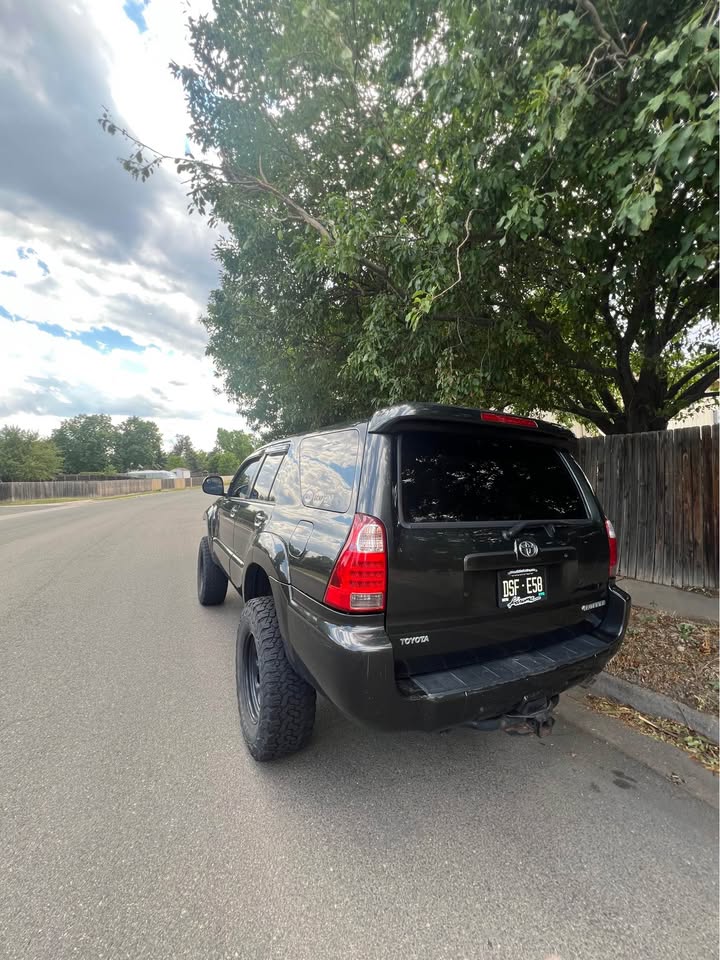 2009 Toyota 4Runner · Limited Sport Utility 4D in Denver, CO (photo 4) — photo 4