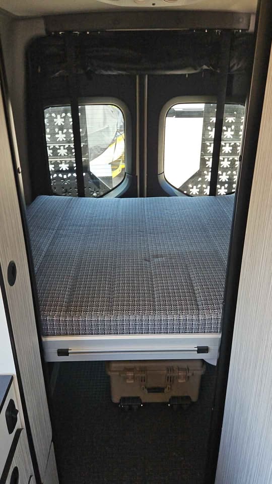 Revel 44e Winnebago BMB44E 2024 only 6500 miles 4x4 sprinter camper van adventure diesel in Phoenix, AZ (photo 2)