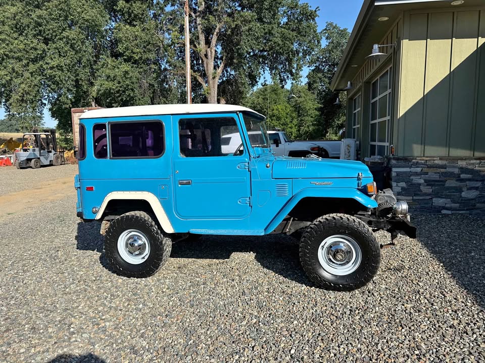 1976 Toyota Land Crusier — photo 1