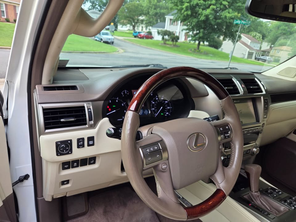 2015 Lexus GX 460 in Woodbridge, VA (photo 6) — photo 6
