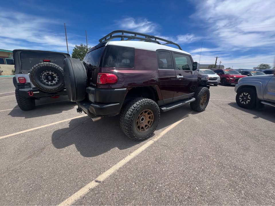 2007 Toyota FJ Cruiser · Sport Utility 2D in Albuquerque, NM (photo 5)