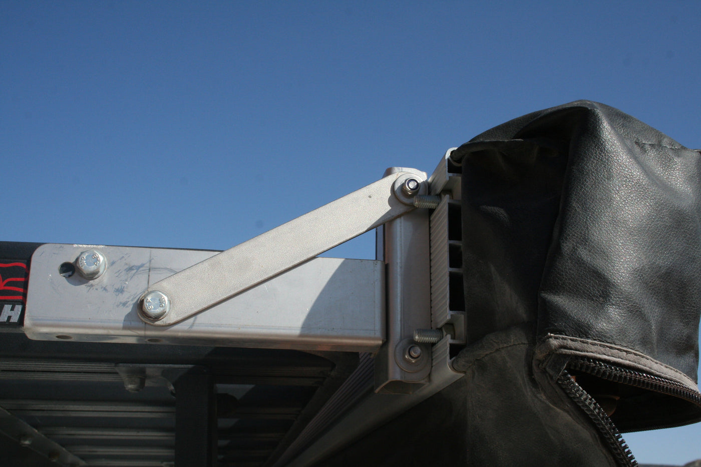 Bat 270 Awning — photo 11