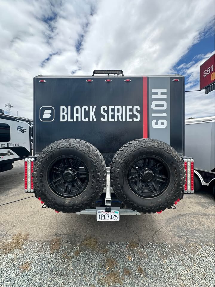 2022 Black Series HQ 19 overland travel trailer in Lodi, CA (photo 12)