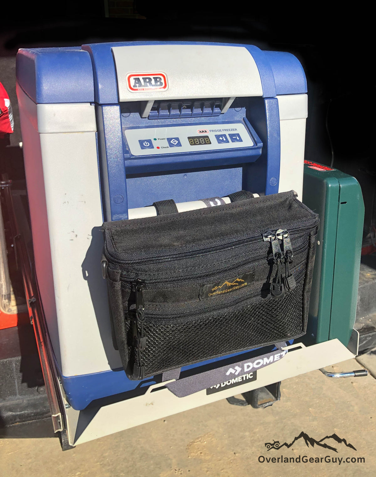 Jeep Grab Handle Pouch — photo 4