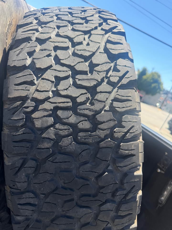 4 tires 37x12.5R17 BFGoodrich All-Terrain T/A KO2 Tires used in San Francisco, CA (photo 4)