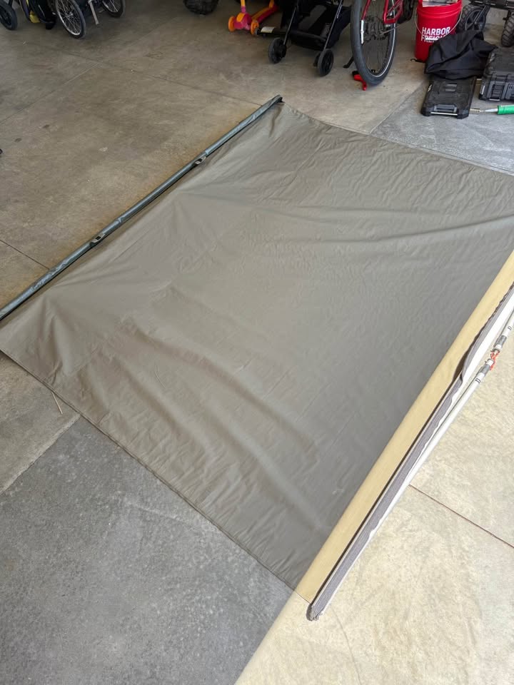 Rhino-Rack Sunseeker II Awning in Pocatello, ID (photo 6) — photo 6