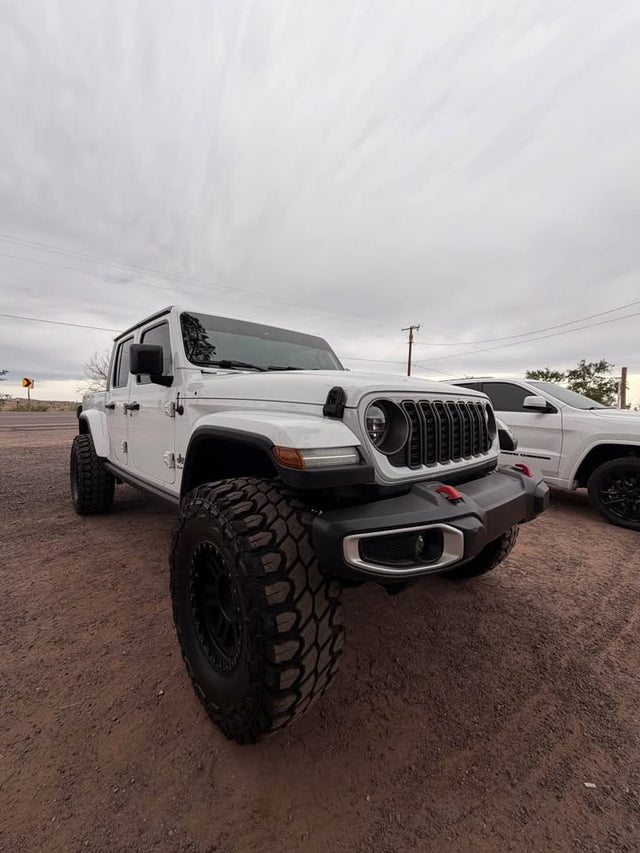 2020 Jeep Gladiator · Overland Pickup 4D 5 ft — photo 3