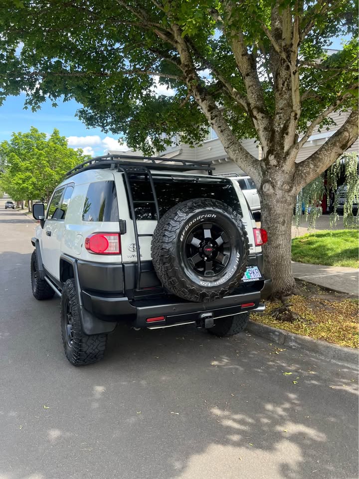2008 Toyota FJ Cruiser Trail Teams in Fairview, OR (photo 5) — photo 5