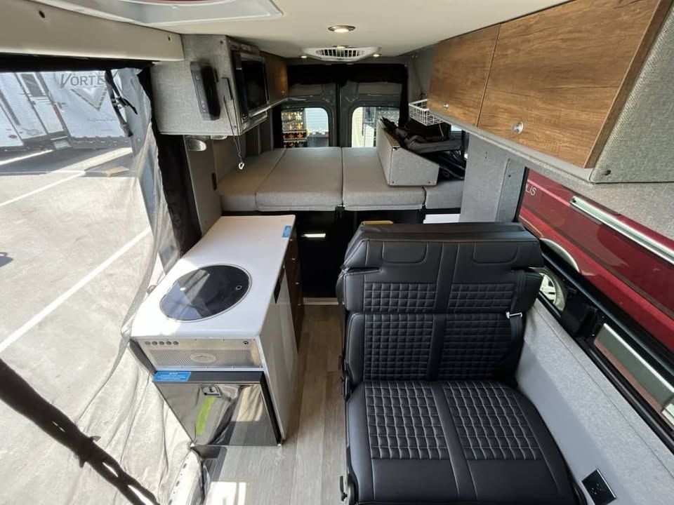 2022 Storyteller Overland MODE 4X4 - 2689311C in San Diego, CA (photo 12) — photo 12