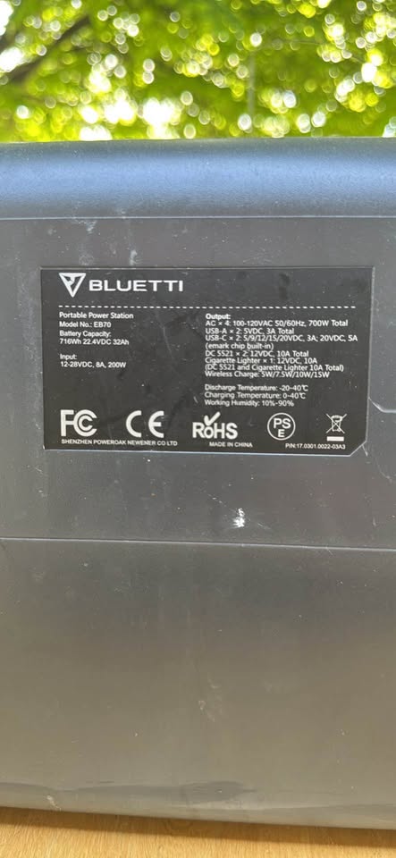 Bluetti power station used good condition in Meridian, ID (photo 3) — photo 3