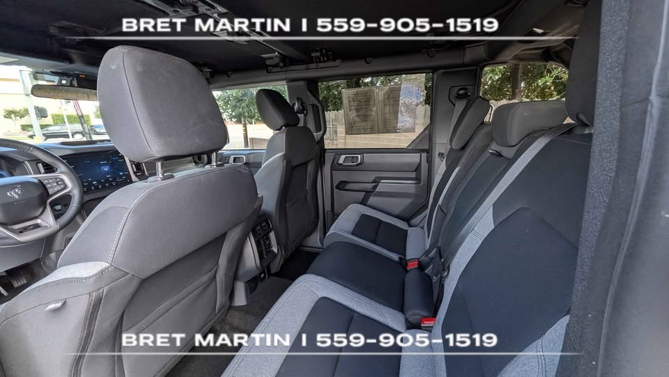 2025 Ford Bronco · Big Bend Sport Utility 4D in Fresno, CA (photo 10)