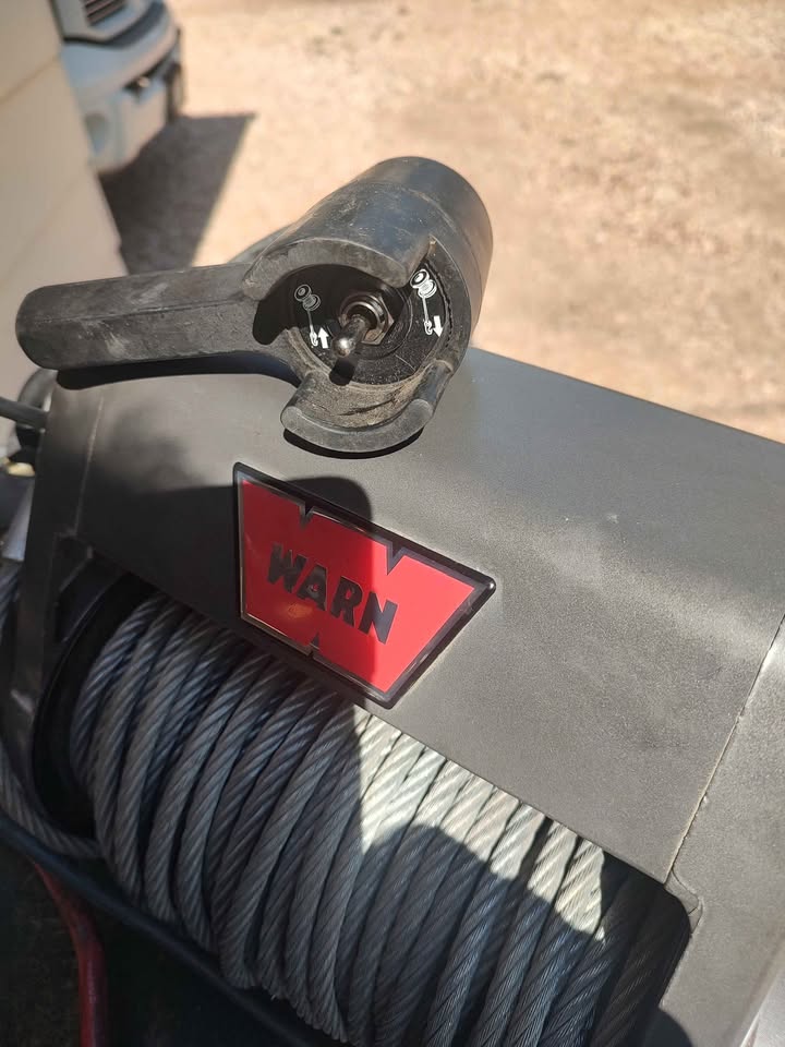 Warn winch 13,500 lb ratef in Colorado Springs, CO (photo 3) — photo 3
