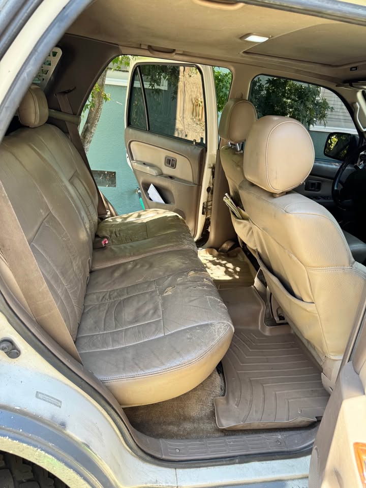 1997 Toyota 4Runner · Limited Sport Utility 4D in Fresno, CA (photo 7) — photo 7