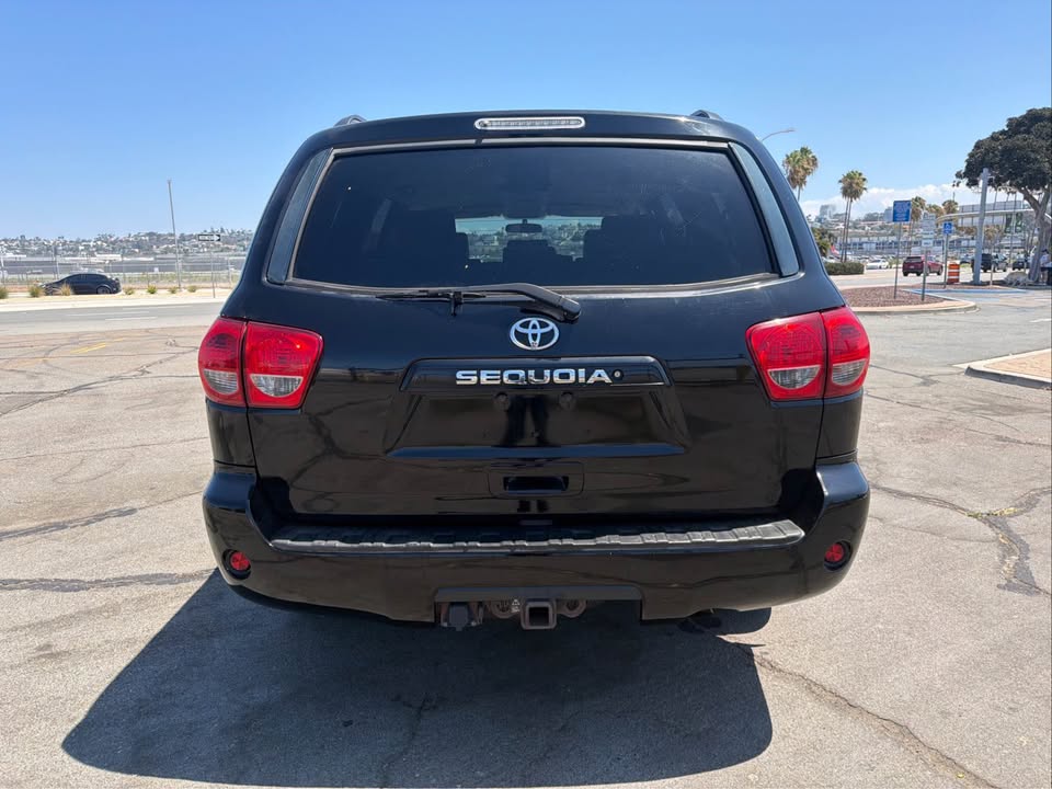 2008 Toyota Sequoia · SR5 in San Diego, CA (photo 4) — photo 4