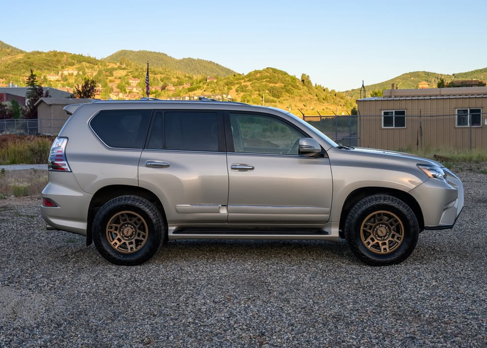 2015 Lexus GX460 Luxury in Park City, UT (photo 4) — photo 4
