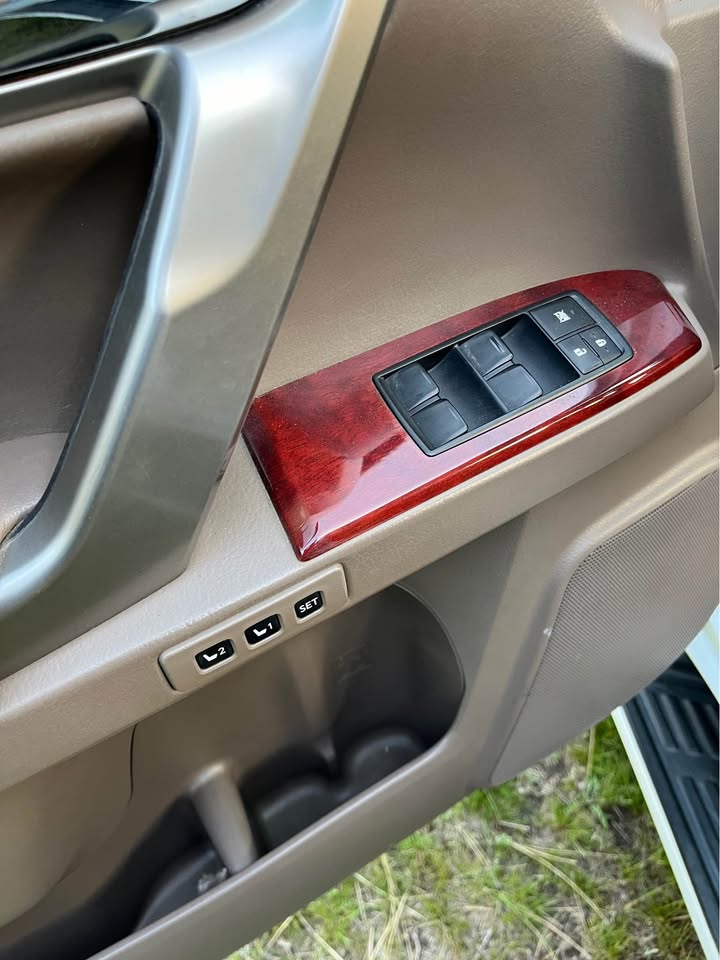 2013 Lexus GX · GX 460 Premium Sport Utility 4D in Valleyford, WA (photo 4) — photo 4