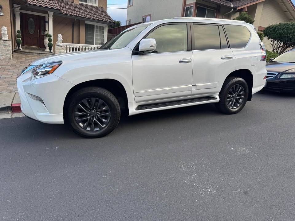 2019 Lexus GX · GX 460 Premium Sport Utility 4D in San Francisco, CA (photo 2) — photo 2