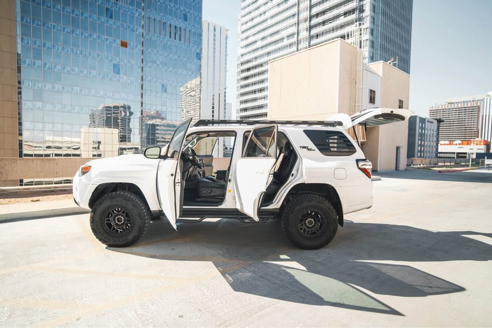 2019 Toyota 4Runner · TRD Off-Road Premium Sport Utility 4D in Paradise Valley, AZ (photo 4) — photo 4