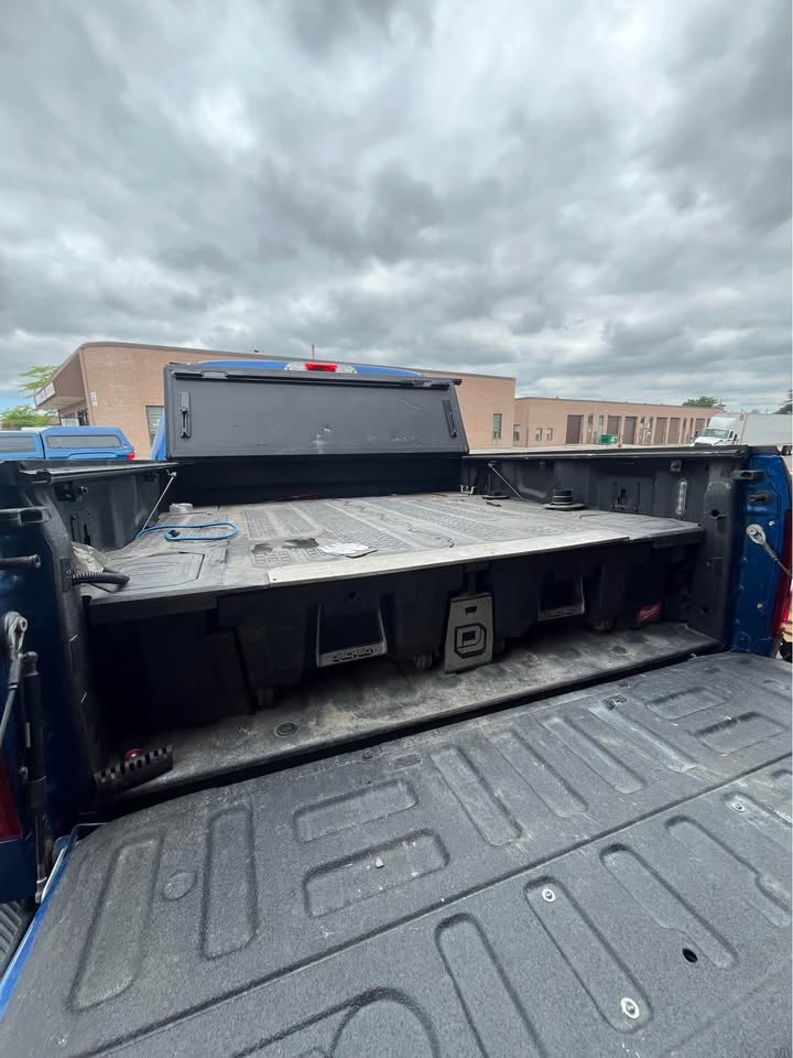 Decked drawers 5.5’ ford f150 in Brampton, ON (photo 4)