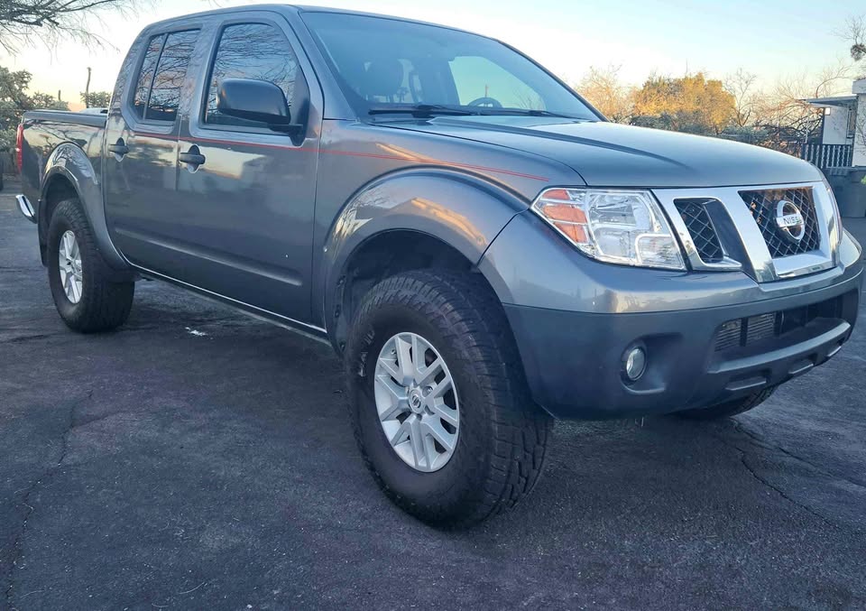2019 Nissan Frontier Crew Cab · SV Pickup 4D 5 ft in Tucson, AZ (photo 1) — photo 1