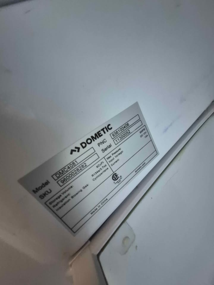 Dometic 12v refrigerator in Spokane, WA (photo 5) — photo 5