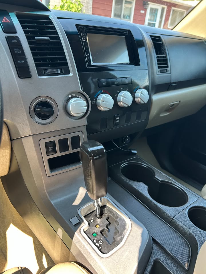 2010 Toyota tundra trd in Portland, OR (photo 2) — photo 2