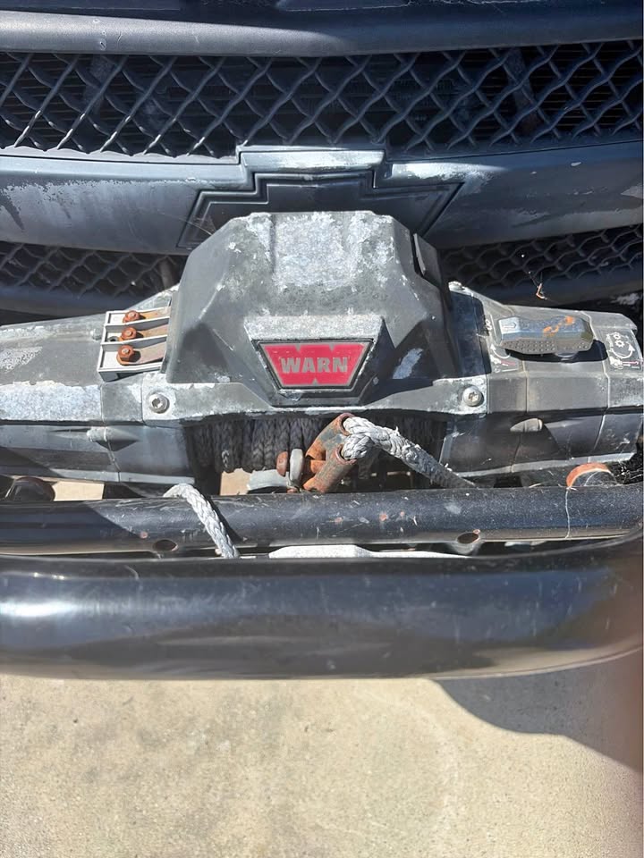Warn winch 12000lb in Santa Cruz, CA (photo 1) — photo 1