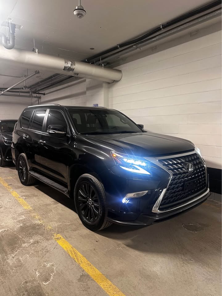 2023 Lexus GX in Toronto, ON (photo 11)