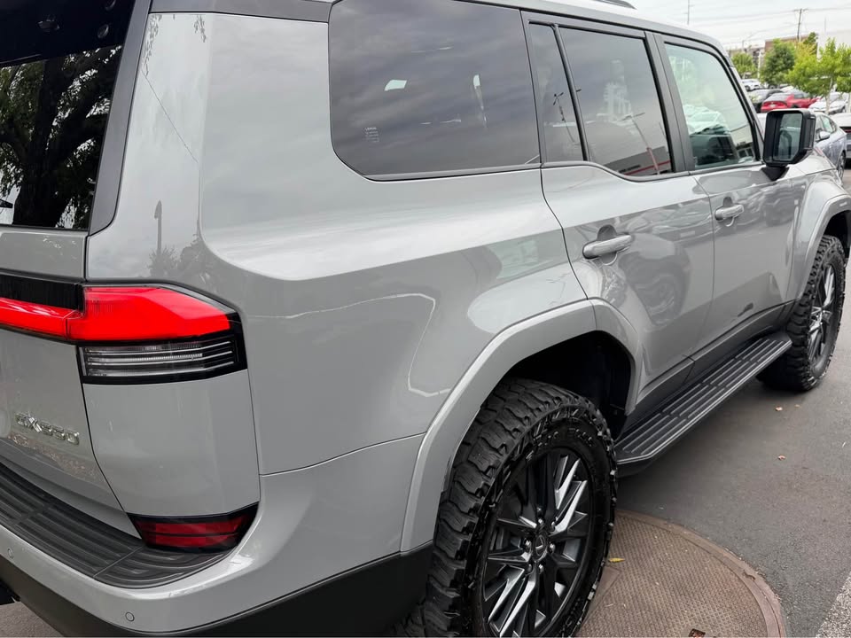 2024 Lexus GX · GX 550 Premium — photo 2