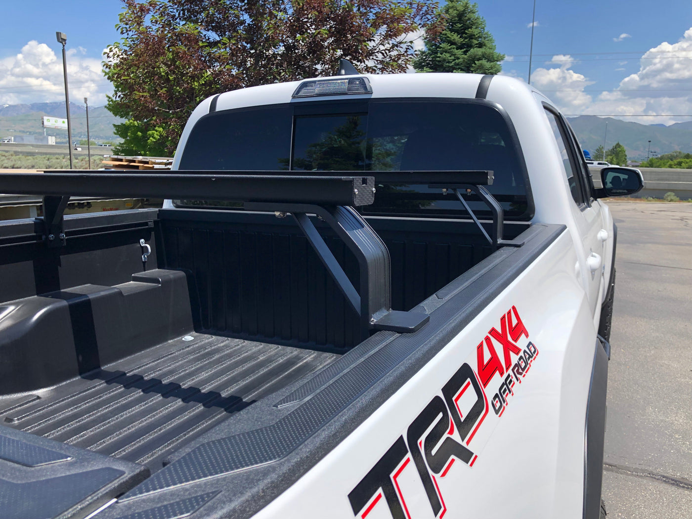 Toyota Bed Rail Mount Leg — photo 1