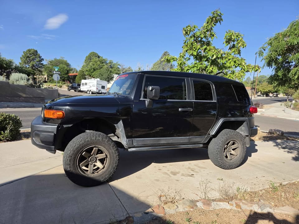 2007 Toyota FJ Cruiser in Albuquerque, NM (photo 3)