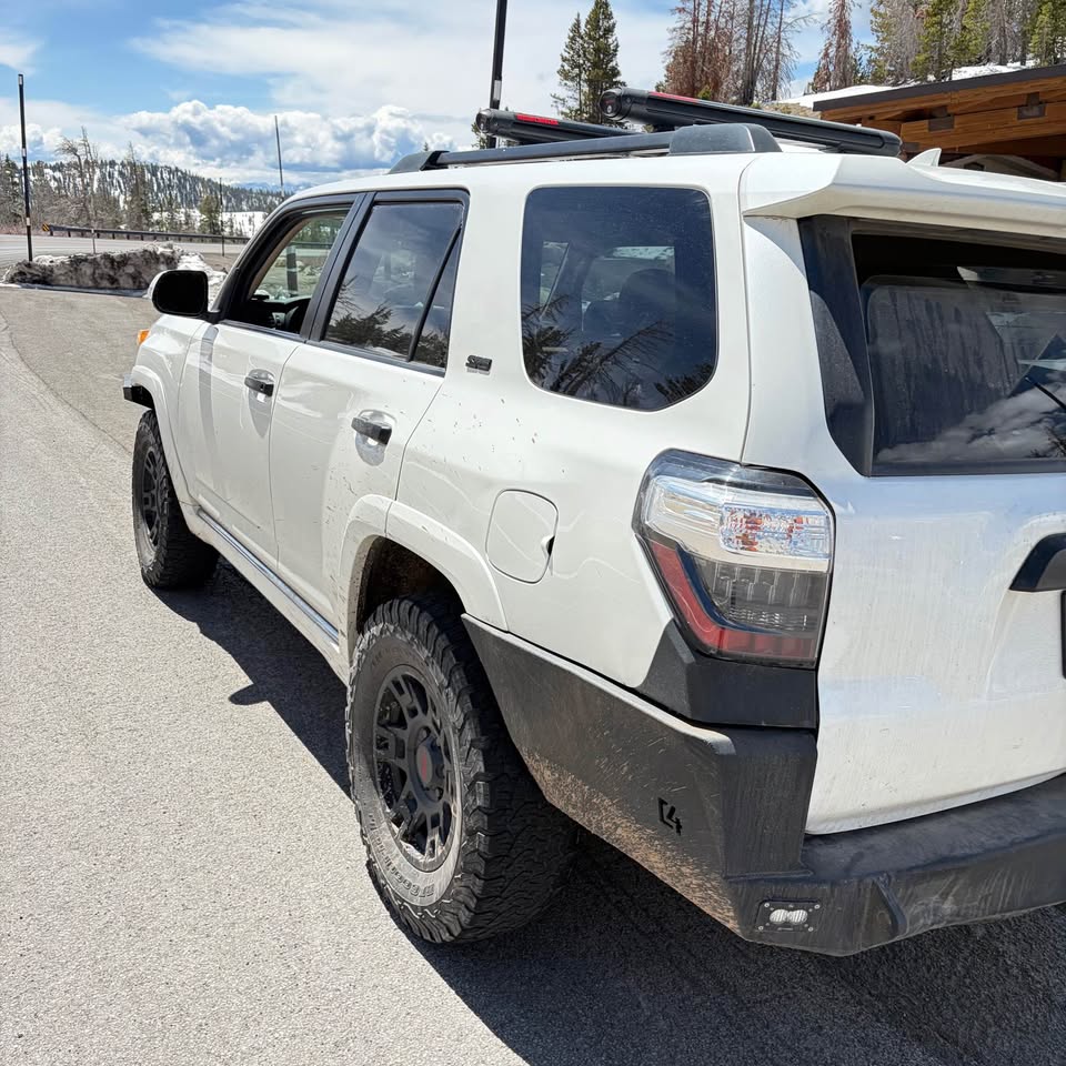 2011 Toyota 4runner Trd off road in Reno, NV (photo 4)