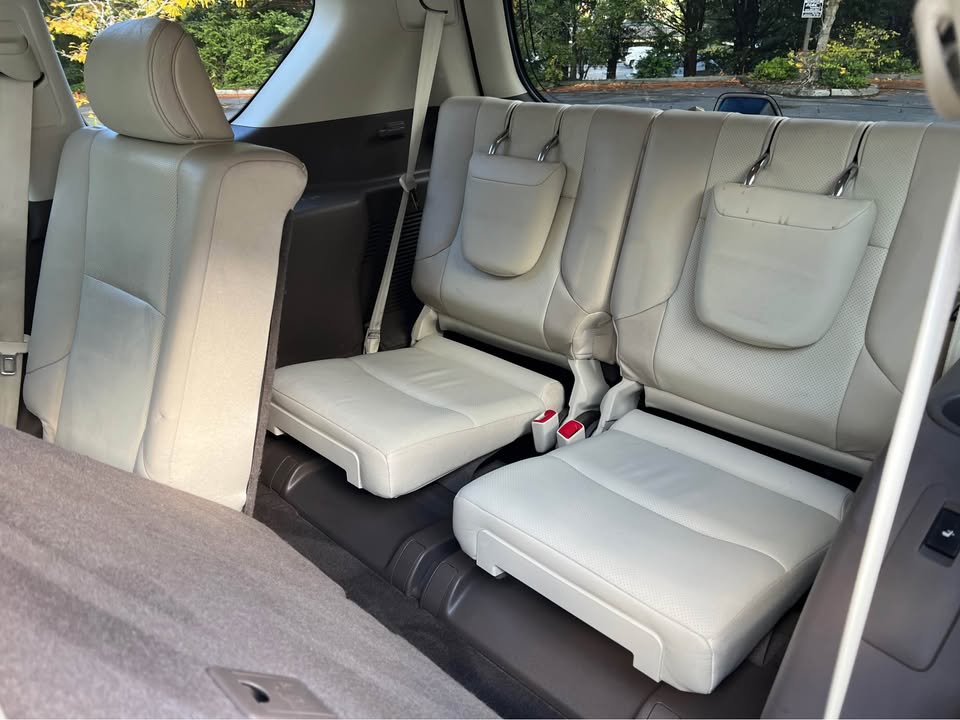 2011 Lexus GX · GX 460 Luxury Sport Utility 4D in Kirkland, WA (photo 12) — photo 12