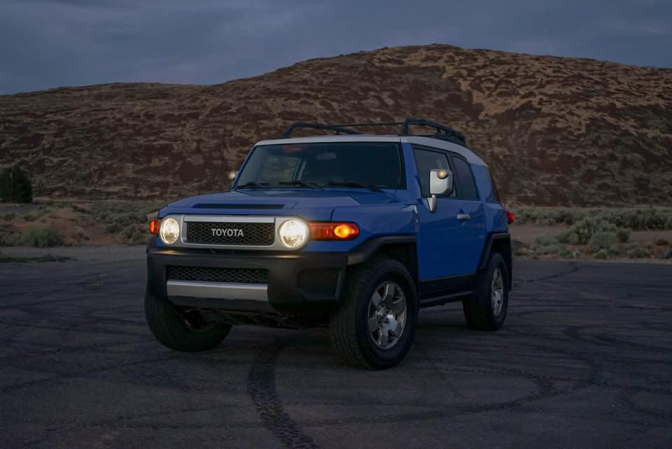 2007 Toyota FJ Cruiser · Sport Utility 2D in Sparks, NV (photo 2)