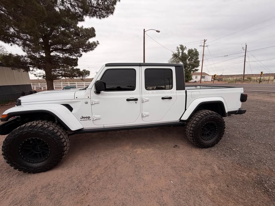2020 Jeep Gladiator · Overland Pickup 4D 5 ft in Phoenix, AZ (photo 5) — photo 5