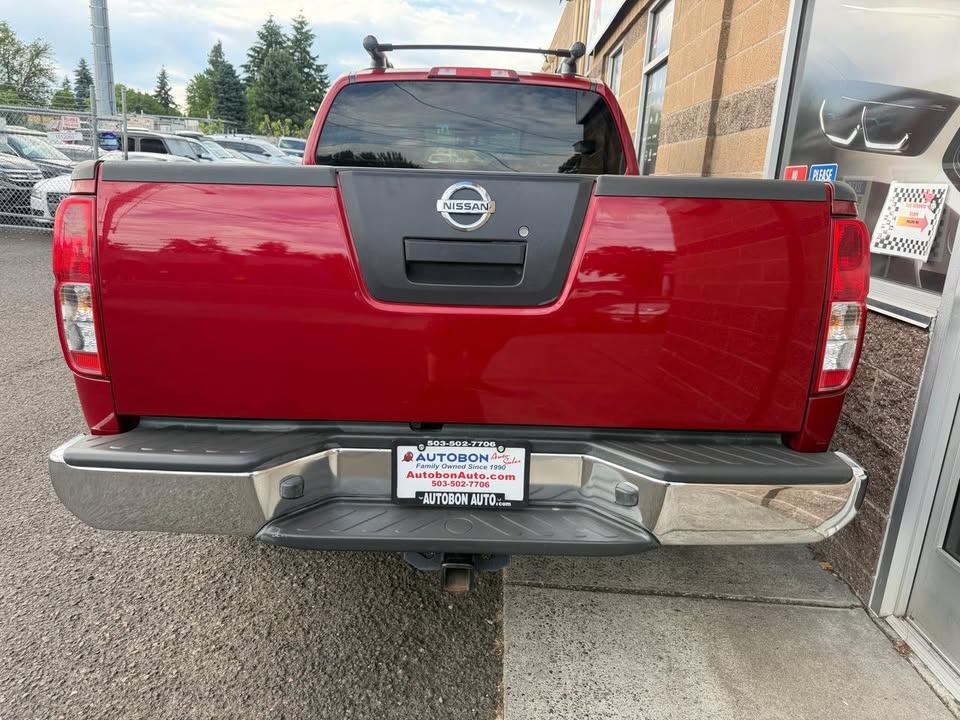 2011 Nissan Frontier in Portland, OR (photo 5) โ photo 5