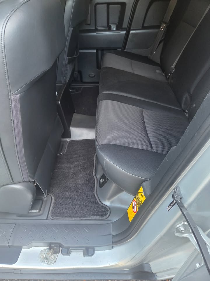 2008 Toyota FJ Cruiser in Everett, WA (photo 3)