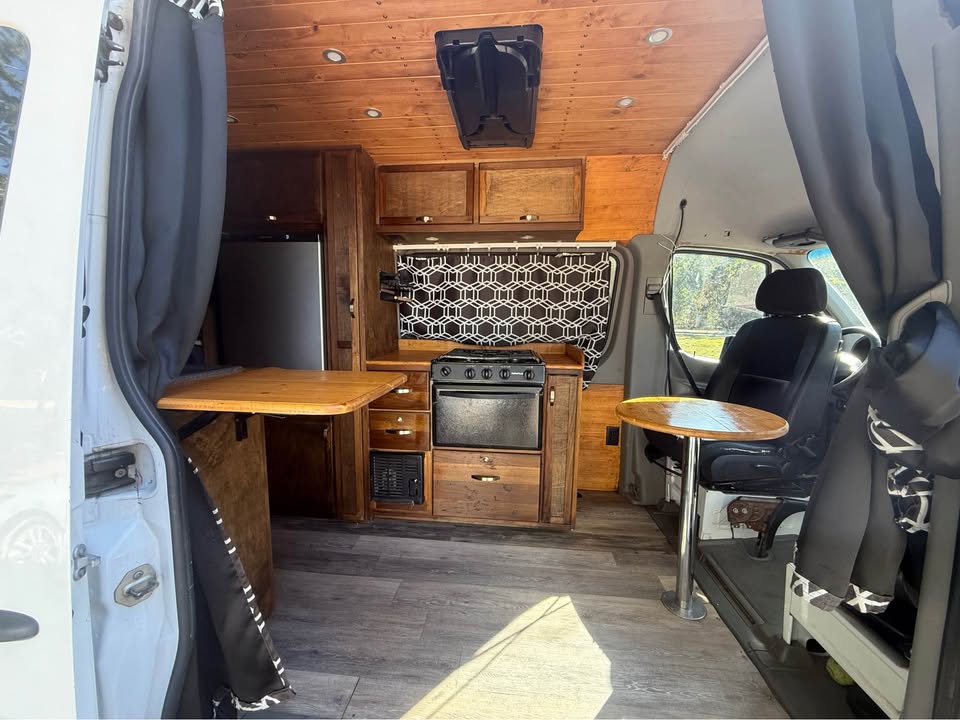 2011 Mercedes-Benz Sprinter in San Jose, CA (photo 8) — photo 8