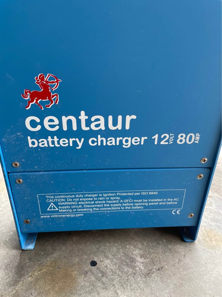 Victron Energy 12v charger in Tucson, AZ (photo 2) — photo 2
