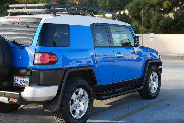 2007 Toyota FJ Cruiser · Sport Utility 2D — photo 3