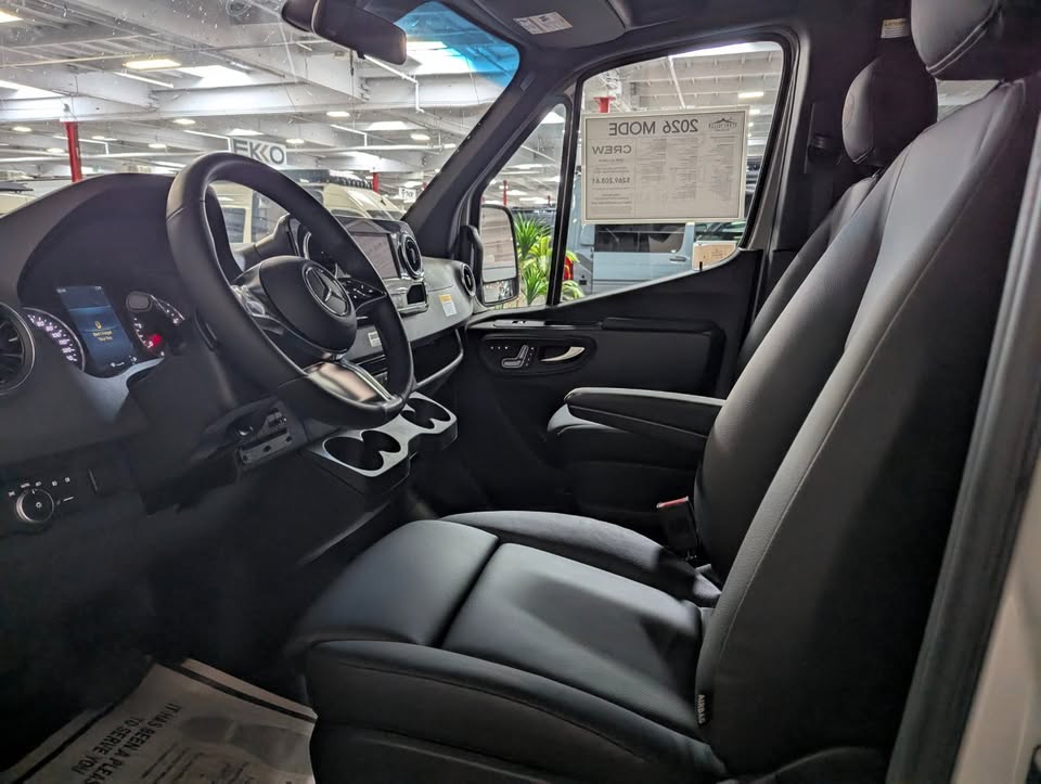 2026 Storyteller Overland Crew Mode XL (New!) in Downey, CA (photo 11) — photo 11