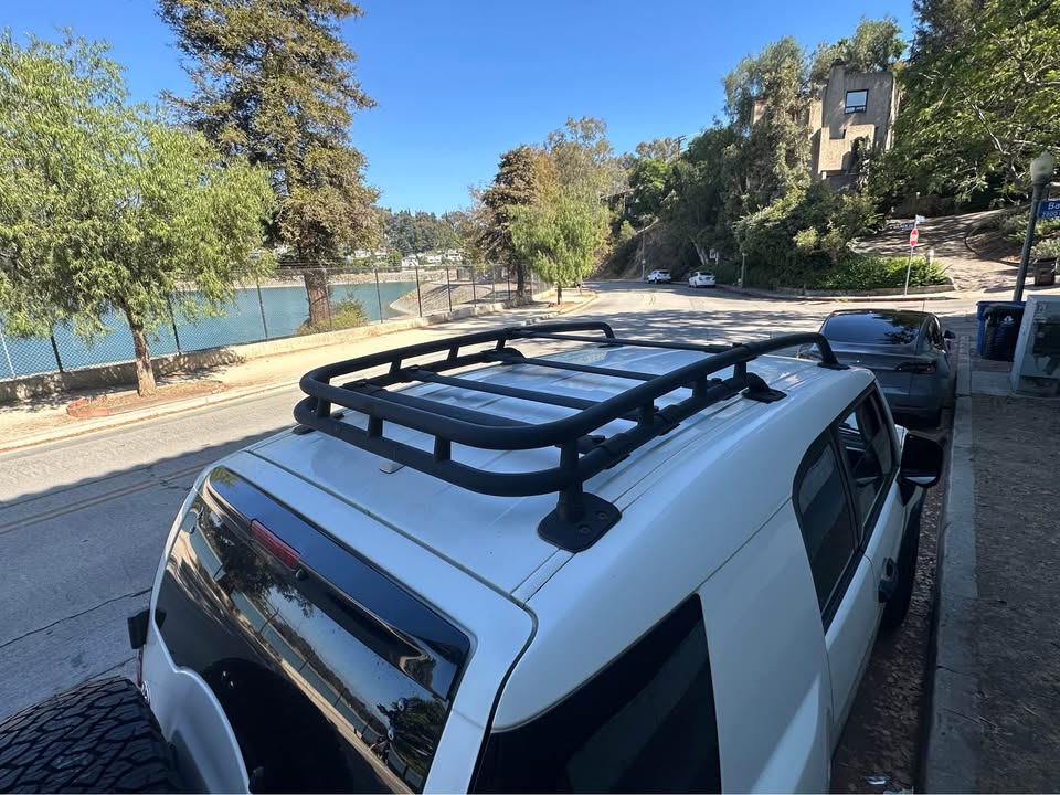 2012 Toyota FJ Cruiser · 4WD in Los Angeles, CA (photo 7)